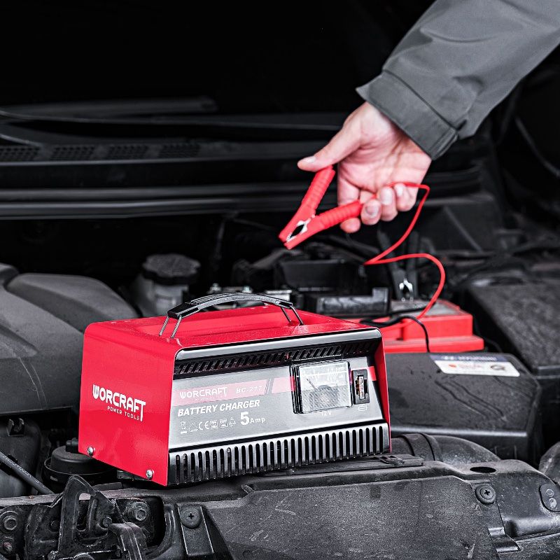 Зарядний пристрій для автомобільних акумуляторів WORCRAFT BC-217