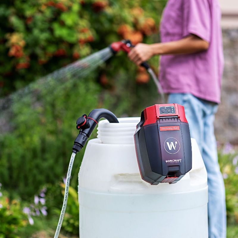 Акумуляторний насос для води WORCRAFT CRWP-S20Li