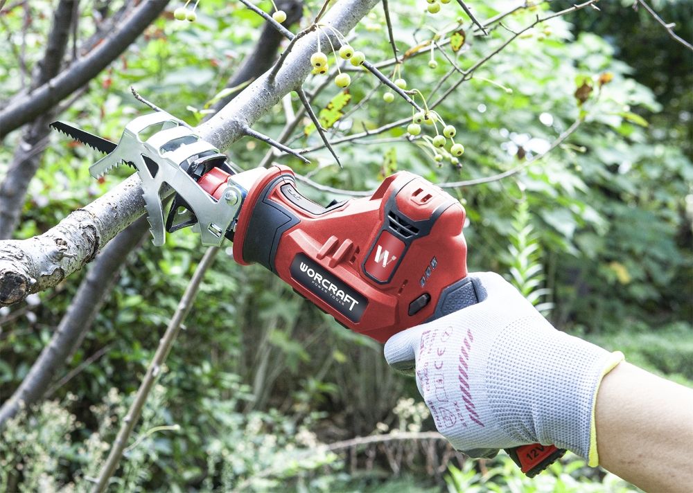 Акумуляторна шабельна пила WORCRAFT CSS-12Li