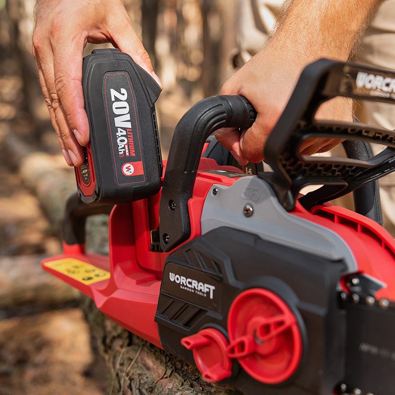Акумуляторна безщіткова пила ланцюгова WORCRAFT CGC-S40LiBA