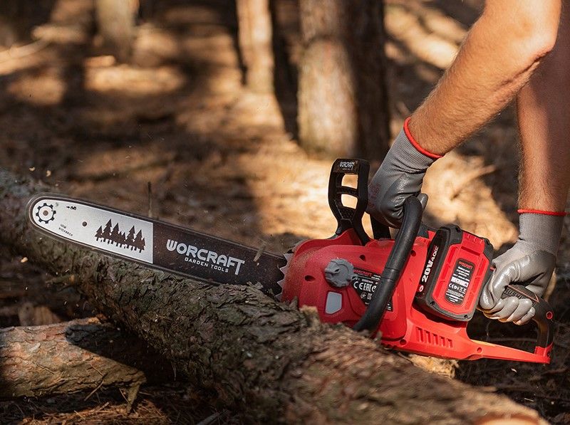 Акумуляторна безщіткова пила ланцюгова WORCRAFT CGC-S40LiBA