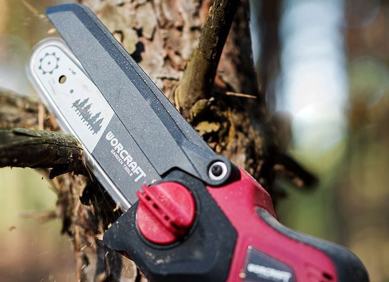 Акумуляторна безщіткова міні-пила ланцюгова WORCRAFT CHS-S20LiBPM