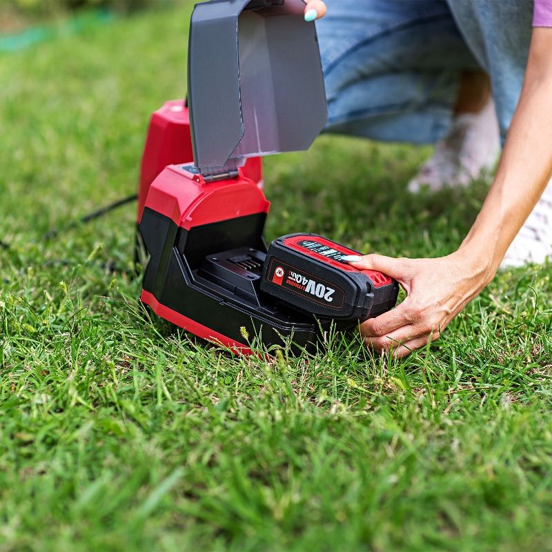 Акумуляторний насос для води WORCRAFT CRWP-S20Li