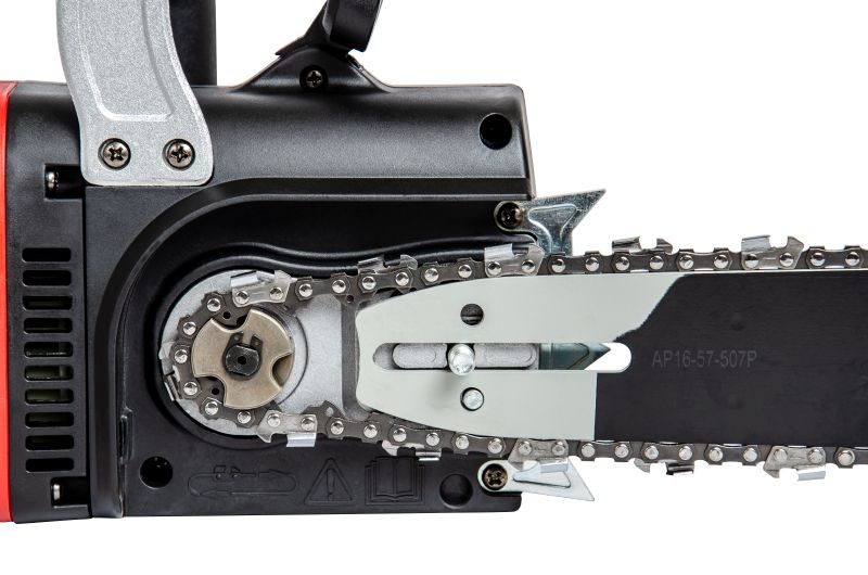 Електропила WORCRAFT WCE-2816