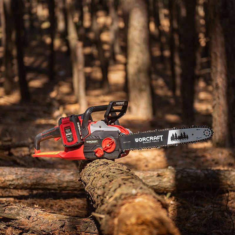 Акумуляторна безщіткова пила ланцюгова WORCRAFT CGC-S40LiBA