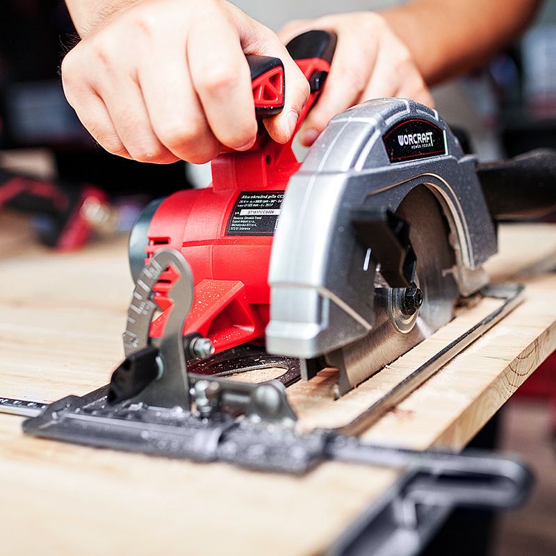 Акумуляторна циркулярна пила WORCRAFT CCS-S20Li