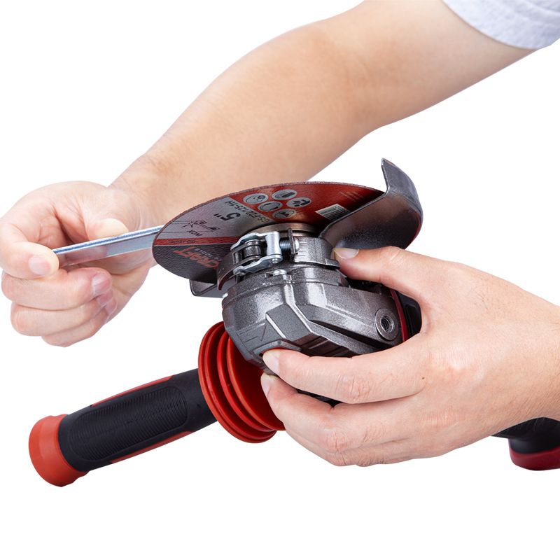 Акумуляторна шліфмашина кутова WORCRAFT CAG-S20Li-125