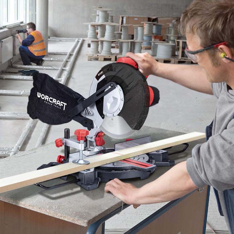 Торцювальна пила WORCRAFT MST14-210