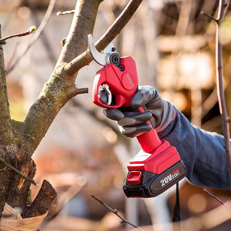 Акумуляторний безщітковий секатор WORCRAFT CSC-S20LiBP