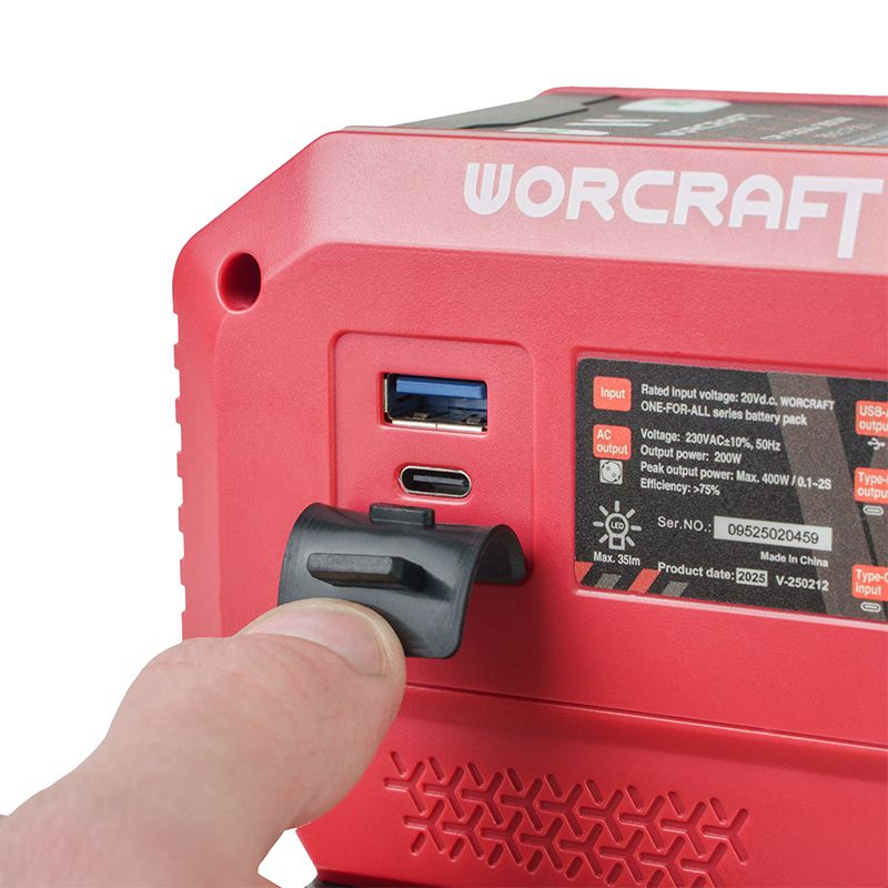 Акумуляторний інвертор напруги WORCRAFT CPI-S20Li-200W
