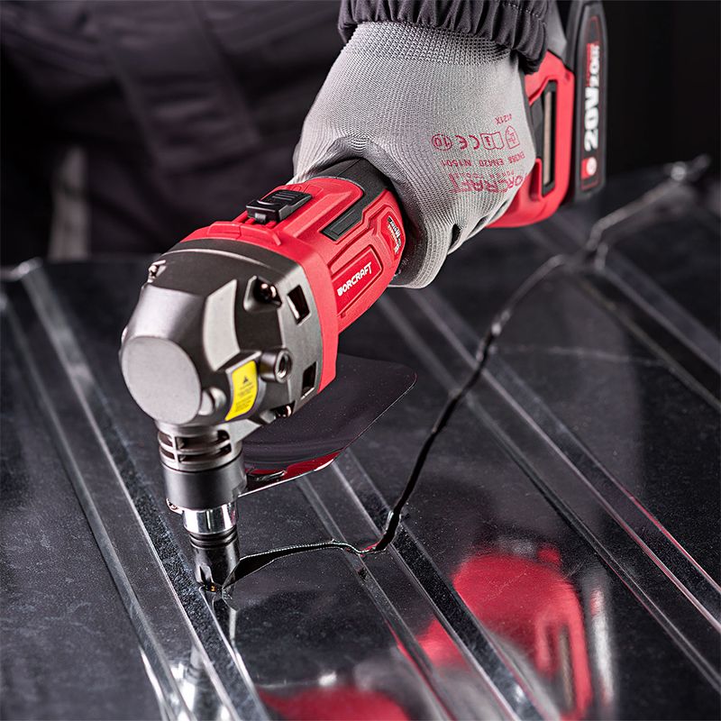 Акумуляторні ножиці по металу висічні WORCRAFT CHMN-S20LiB