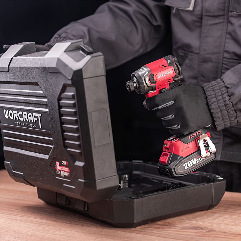 Акумуляторний безщітковий гайковерт ударний WORCRAFT CIS‑S20LiBM‑260