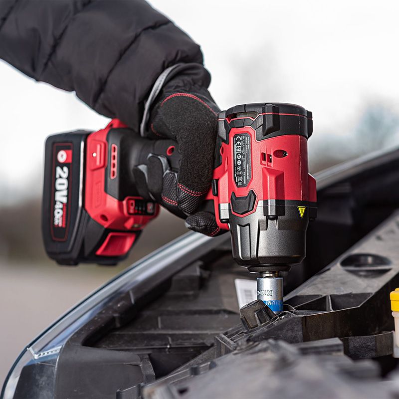 Акумуляторний безщітковий гайковерт WORCRAFT XCUBE006