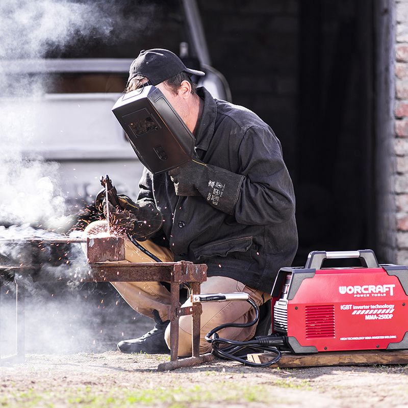 Зварювальний апарат інверторний WORCRAFT MMA-250DP